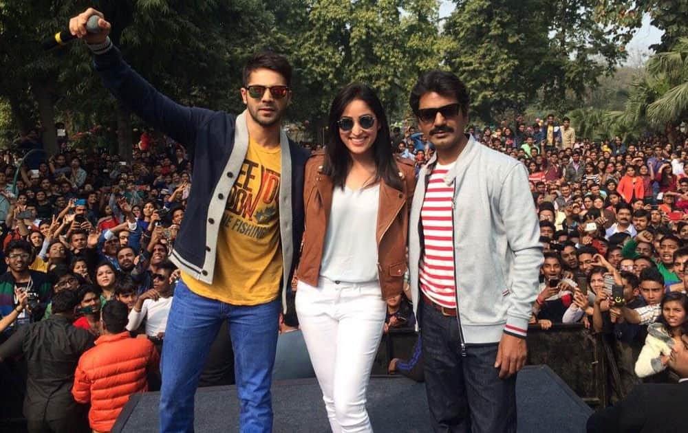 Varun Dhawan:- Thank u Shivaji college delhi #jeekarda #jeenajeena #BADLAPURthisFRIDAY @YamiGautam_YG @Nawazuddin_S -twitter