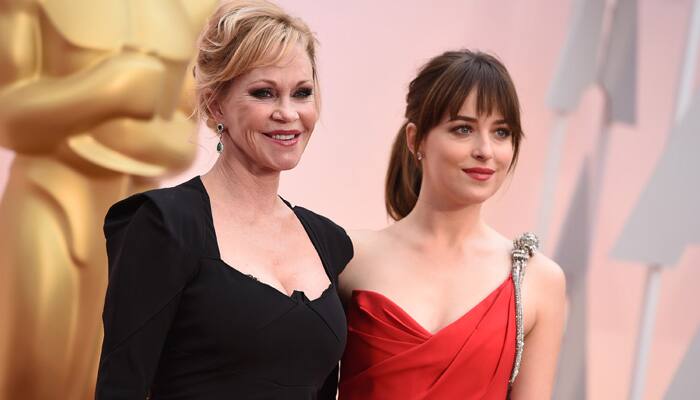 Dakota Johnson begs mother Melanie Griffith to watch &#039;50 Shades of Grey&#039;