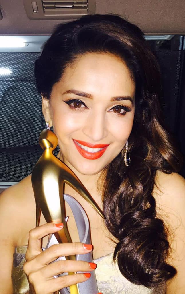 Thanks to Filmfare Glamour and Style Awards. Had a wonderful evening! - twitter @MadhuriDixit