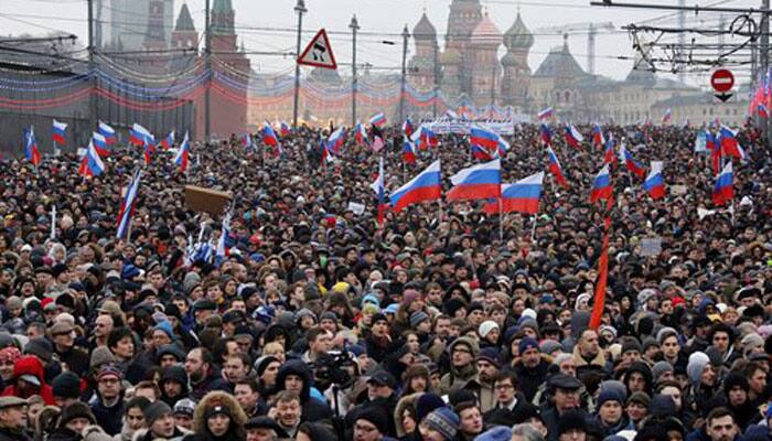 Tens of thousands march for slain Russian opposition leader Nemtsov