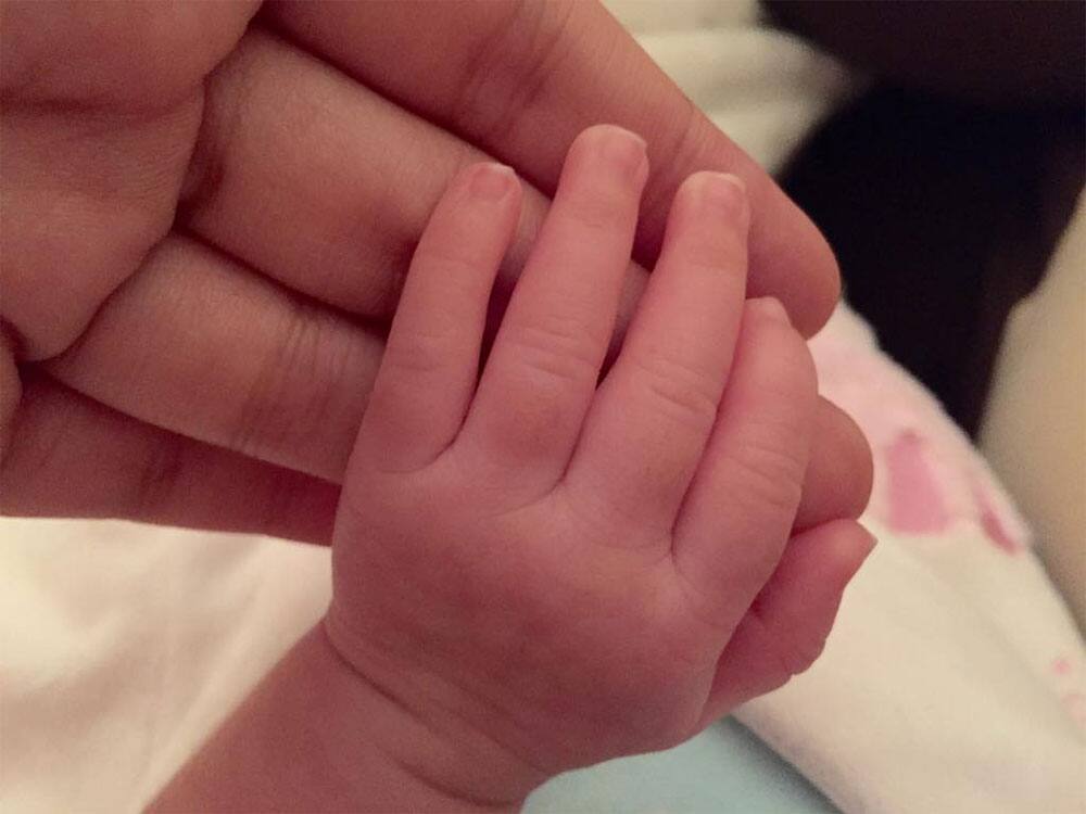 MS Dhoni’s daughter Ziva’s first picture out! -twitter @SaakshiSRawat