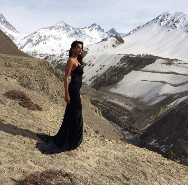 MugdhaGodseFC :- The Breathtaking View and Most Gorgeous Mugdha Godse (@mugdhagodse267 )  in Nepal #AtTheShoot -twitter