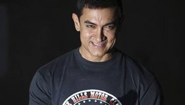 Aamir Khan learning wrestling, Haryanvi for &#039;Dangal&#039;