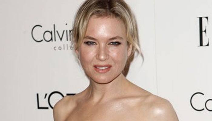 Renee Zellweger spotted at Paris Fashion Week