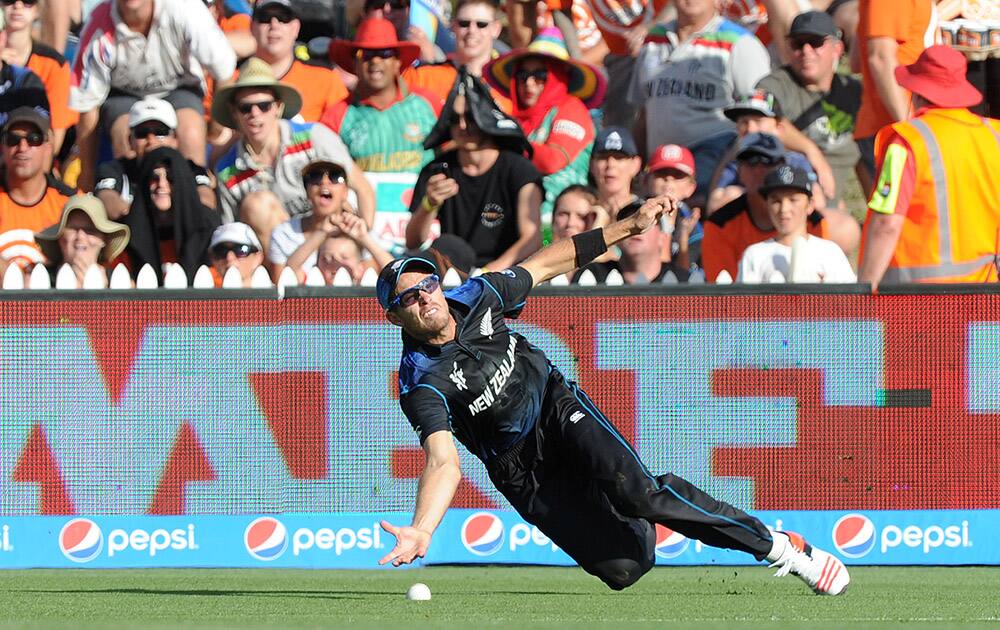 New Zealand’s Tim Southee drops a catch chance during their Cricket World Cup Pool A match against Bangladesh in Hamilton, New Zealand.