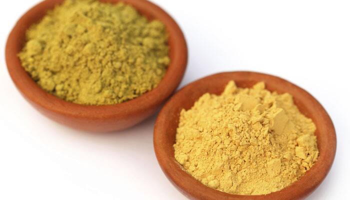  A face pack of made turmeric mixing with gram flour works as an amazingly for nourishing dry skin and making it glow. It also removes the impurities and dead cells from the skin.

Take turmeric paste and mix it with gram flour in a glass bowl and add 1 tablespoon of milk to it, blend well. Apply the pack on a clean face, keep it for 15 minutes. Wash off thoroughly with water.

 
