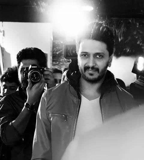 Riteish Deshmukh :- black & white -twitter