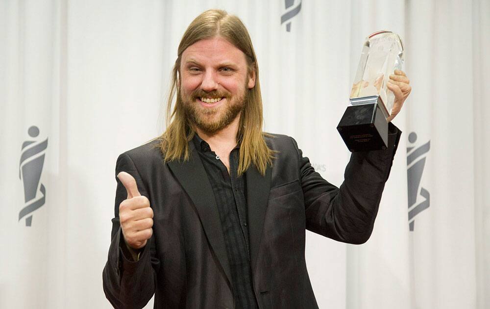 Steve Hill backstage after receiving the Juno for Blues Album of the Year during the JUNO Gala Dinner and Awards in Hamilton.