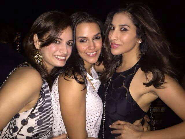 Neha Dhupia :- “@tanuj_garg: Buddies in a frame !! @deespeak @NehaDhupia @Sophie_Choudry ” thanks t for this! -twitter