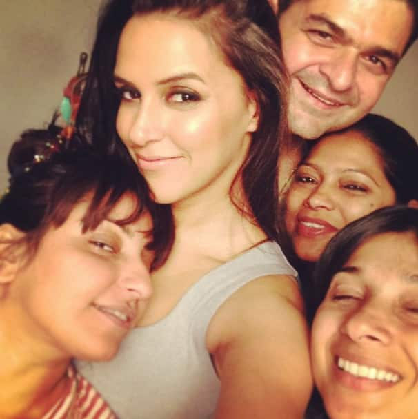 #shootlife #madwomen #besties ... Never feels like work  .... @sohaya @dabbooratnani @venusferreira @kausald #bestdealtv - nehadhupia@instagram 