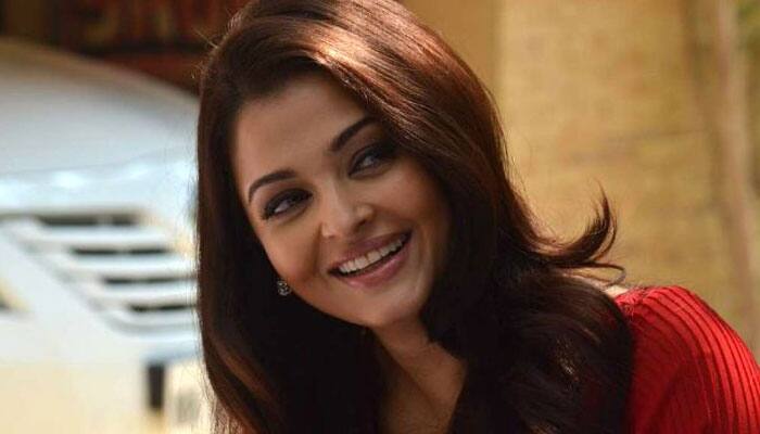 Aishwarya Rai&#039;s &#039;Jazbaa&#039; first look in April