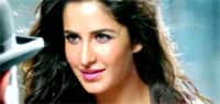 Katrina Kaif rams car while shooting for &#039;Fitoor&#039;!