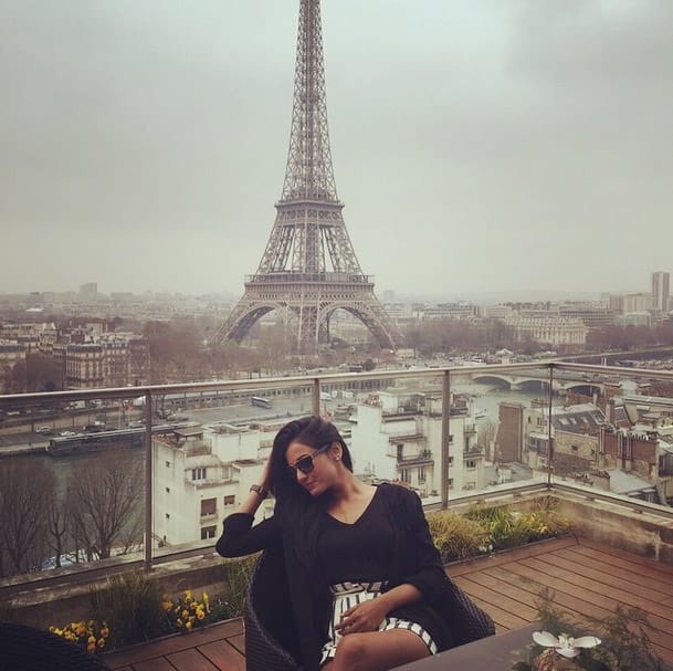 Ok so here's a pic for all those asking for a pic of me #eiffeltower #paris - Instagram@sonalchauhan