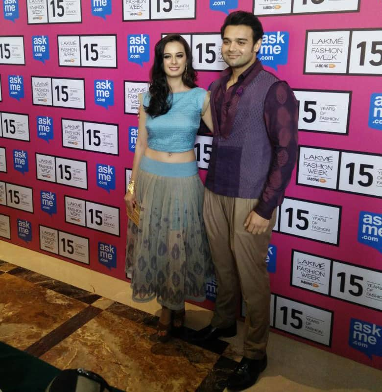 Lakmé Fashion Week :- On the red carpet at #lakmefashionweek @evelyn_sharma and @Mahaakshay  -twitter