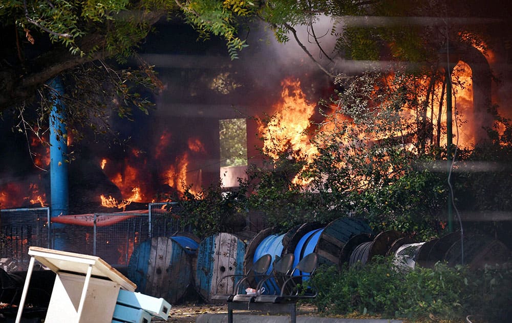 A major fire broke out in the AC plant of Parliament complex this afternoon, in New Delhi.