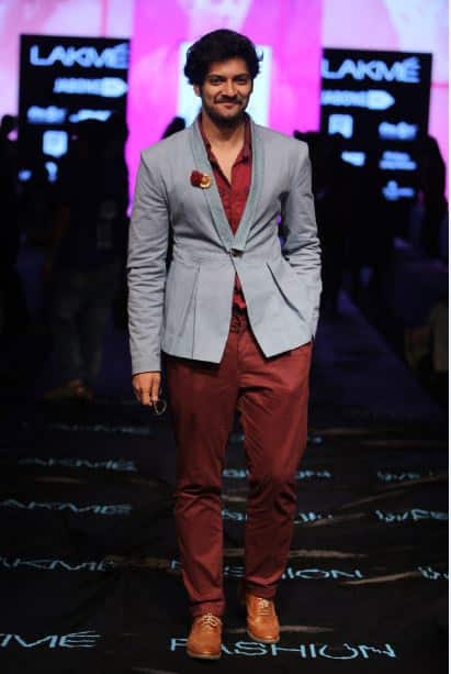 Designer Kunal Anil Tanna showcased his spring summer collection, 'Ume Matsuri' at the Lakme Fashion Week 2015.