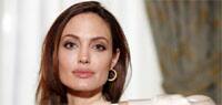 Angelina Jolie gets her ovaries removed over cancer fear