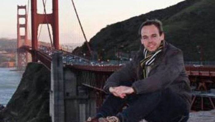Germanwings captain tried to smash into cockpit with axe: Report