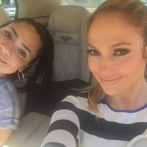 Me and Tee Tee on our way to surprise the lil kiddies!!! #HOME #Familia #LOVE #Ponytailgang - Twitter@JLo