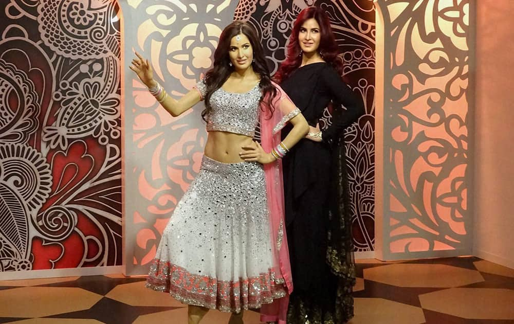 Katrina Kaif with her wax model at Madame Tussauds.