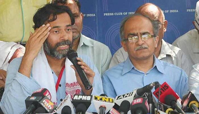 Yadav, Bhushan sacked from AAP national executive, may take legal recourse