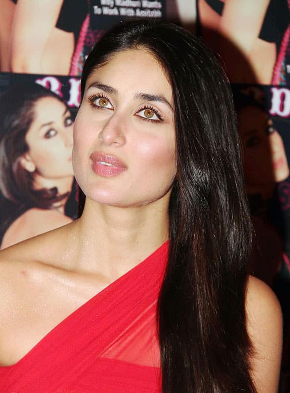 Kareena Kapoor :-#Throwback A beautiful and truthful close up of Kareena. -twitter
