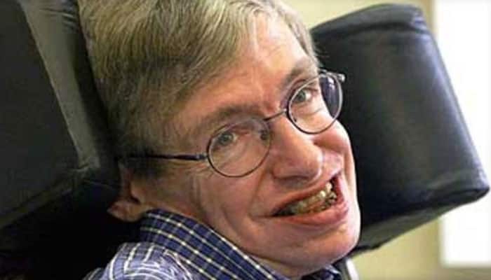 British physicist Stephen Hawking to trademark his name