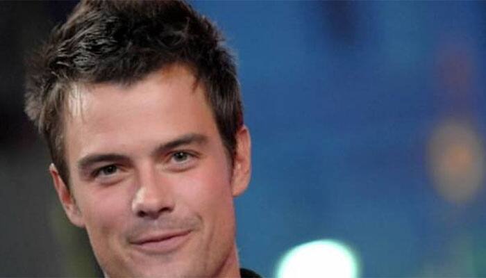 Josh Duhamel does nude meditation, shares pic on Instagram