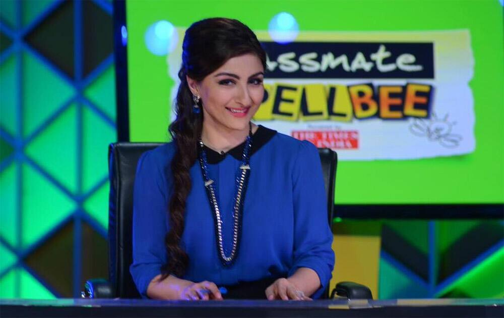 Catch me on the Discovery channel now hosting #ClassmateSpellBee. Twitter@sakpataudi