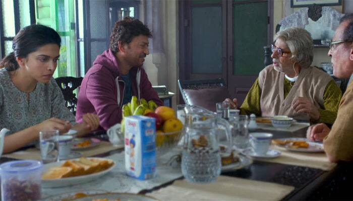 &#039;Piku&#039;: Deepika, Amitabh, Irrfan pose on a highway!