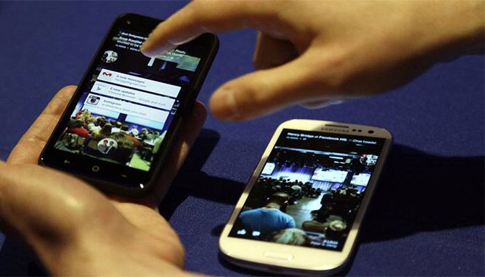 Smartphones yet to replace home Internet: Study