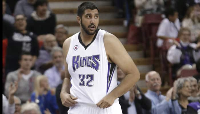 Sim Bhullar makes long-awaited NBA debut