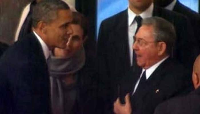 Historic handshake: Barack Obama, Raul Castro meet at Summit of the Americas