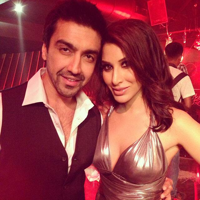 SOPHIE CHOUDRY -twitter