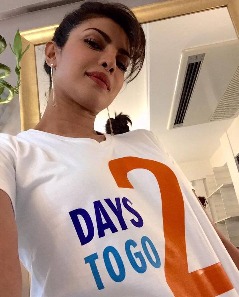 AYESHA MEHRA ‏@priyankachopra  :- Knock knock..... #2DaysForDDDTrailer  @DDDTheFilm  -twitter