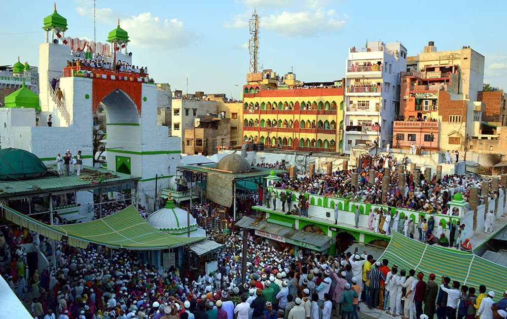 Dargah of the Sufi Saint Khwaja Moinuddin Chishti is celebrating Flag Ceremony of Urs Festival in Ajmer.