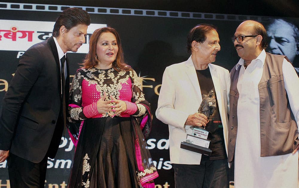 Shahrukh Khan, Politician Amar Singh filmmaker Saawan Kumar Tak and actor Jaya Prada during the Dada Saheb Phalke Film Foundation Award 2015, in Mumbai.