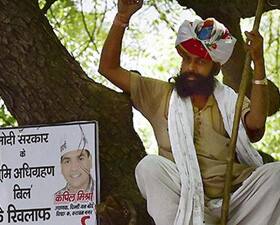 &#039;Farmer who committed suicide at AAP rally was in touch with Manish Sisodia&#039;