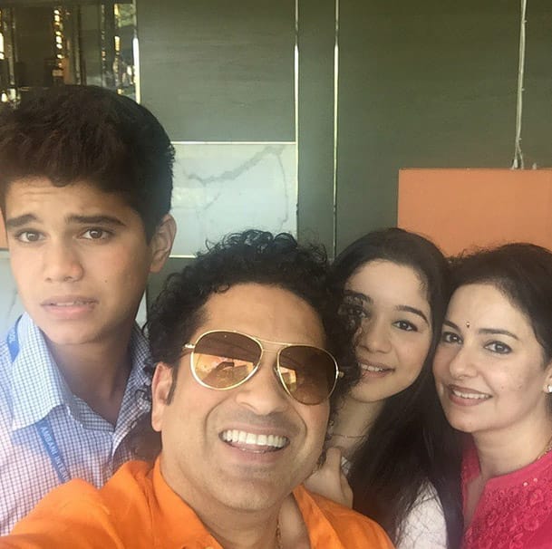 Enjoyed my birthday with a lunch with family! - Instagram@sachintendulkar