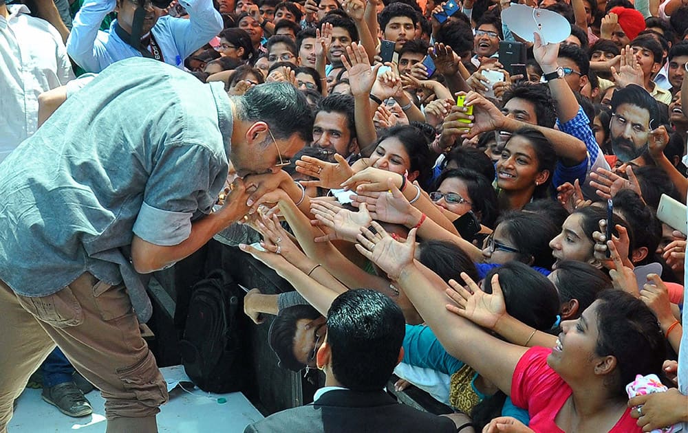 Akshay Kumar performing in a promotional event for his upcoming film Gabbar is back at SGT University in Gurgaon.