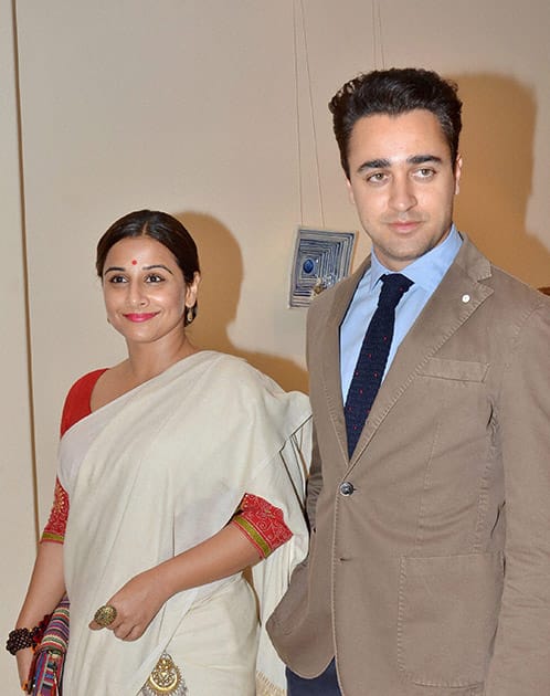 Bollywood actors Imran Khan and Vidya Balan attend the art of Sculptor Show.