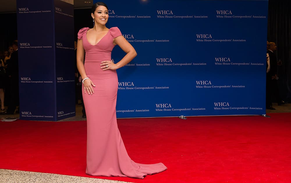 Gina Rodriguez attends the 2015 White House Correspondents' Association Dinner at the Washington Hilton Hotel, in Washington. 