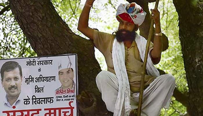Delhi Police seeks to reconstruct last 24-hrs of farmer Gajendra&#039;s life