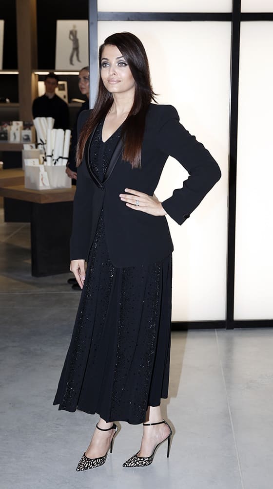 Aishwarya Rai arrives for a Giorgio Armani exclusive fashion show in Milan, Italy.