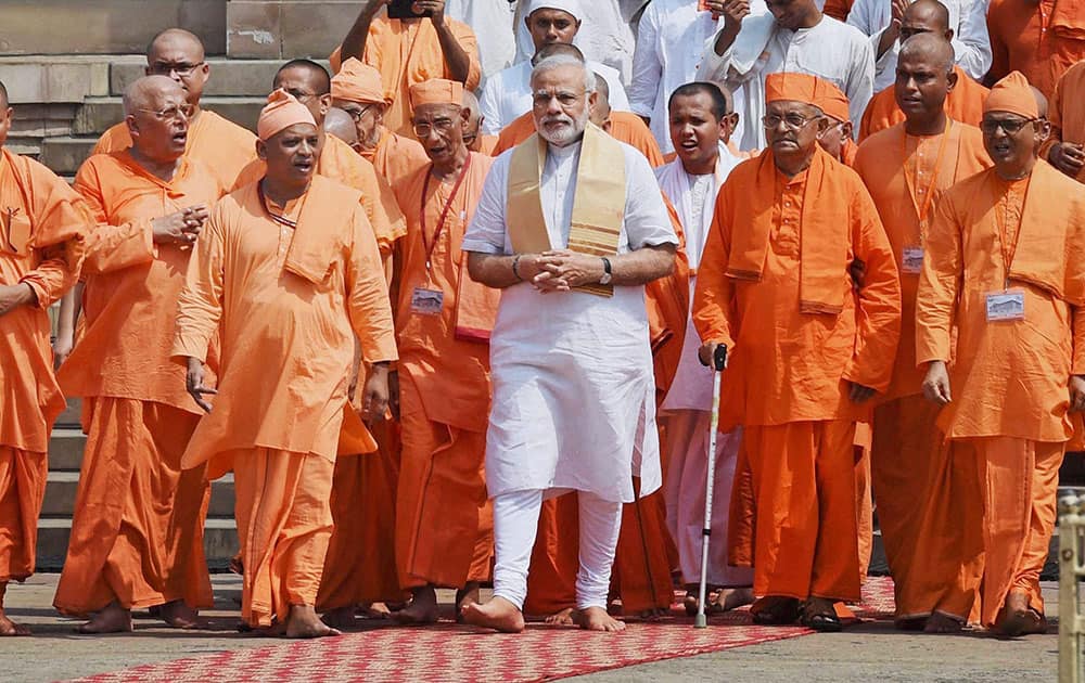 Prime Minister Narendra Modi during a visit to Belur Math (Headquarters of Ramakrishna Math & Ramakrishna Mission) in Kolkata.