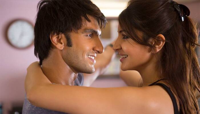 Hrithik Roshan admires Ranveer-Anushka&#039;s chemistry in &#039;Pehli Baar&#039;