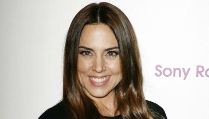 Mel C donates kids clothes