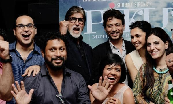 T 1866 - The success lingers among the expressions of the team .. PIKU .. - Twitter@SrBachchan