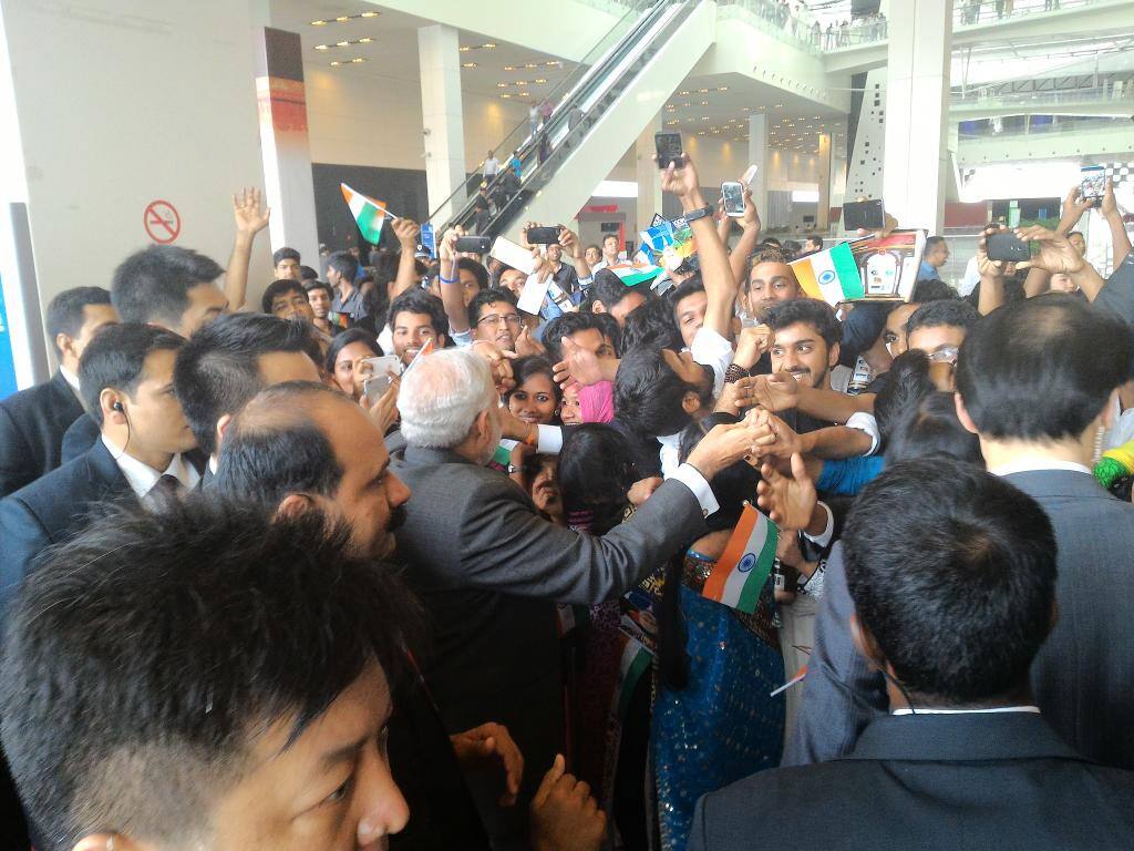 PM @narendramodi arrives for Indian Community Reception at ICBC World Expo Exhibition & Convention Centre - Twitter‏@MEAIndia