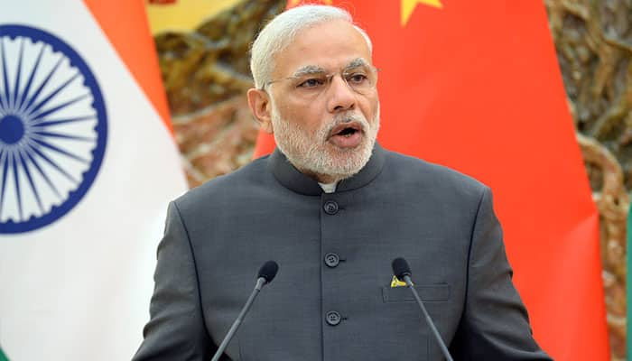 PM Narendra Modi&#039;s fashion statement is cool, say designers